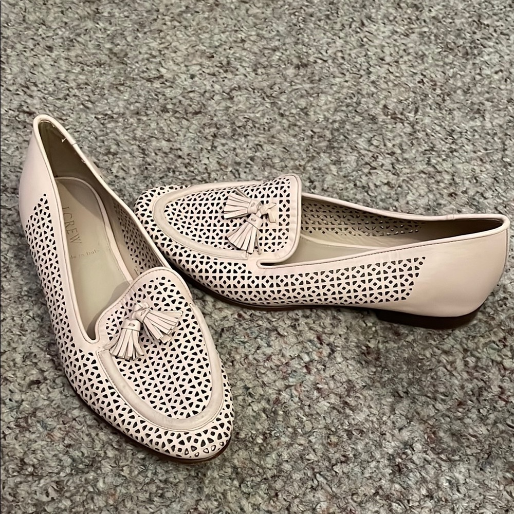 J crew blush leather lazer cut Loafers with Tassel Detail- new